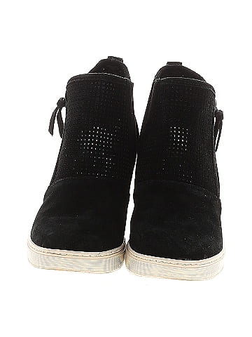Sofft Sneakers (view 2)
