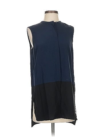 Vince. Sleeveless Silk Top (view 1)