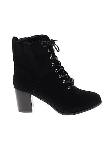 Journee Collection Ankle Boots (view 1)