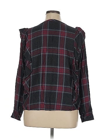 TWO by Vince Camuto Long Sleeve T-Shirt (view 2)