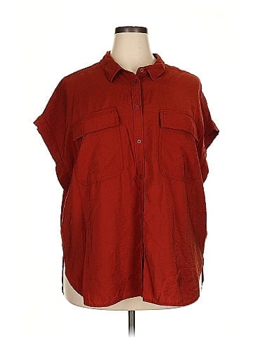 Gap Short Sleeve Button-Down Shirt (view 1)