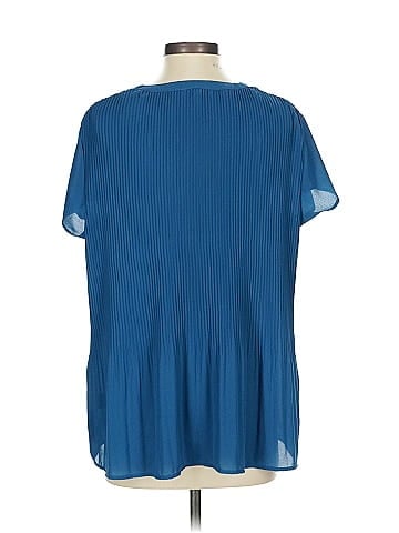 Pleione Short Sleeve Blouse (view 2)