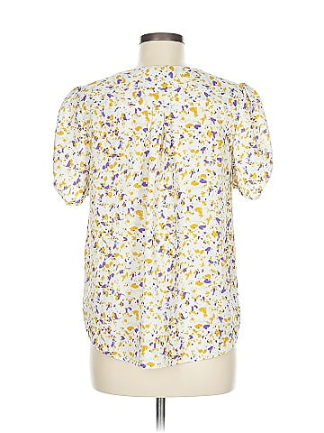 Cupcakes & Cashmere Short Sleeve Blouse (view 2)