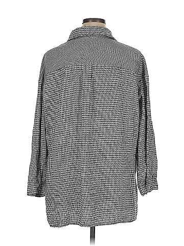 Andree by UNIT 3/4 Sleeve Button-Down Shirt (view 2)