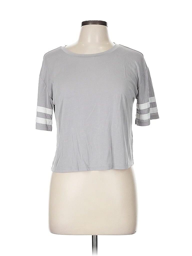 Click to view more detailed imagery on our partner's website Pre-owned Forever 21 Short Sleeve T-shirt In Gray