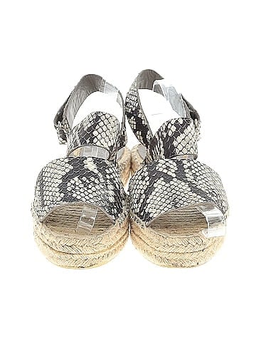 Vince. Sandals (view 2)