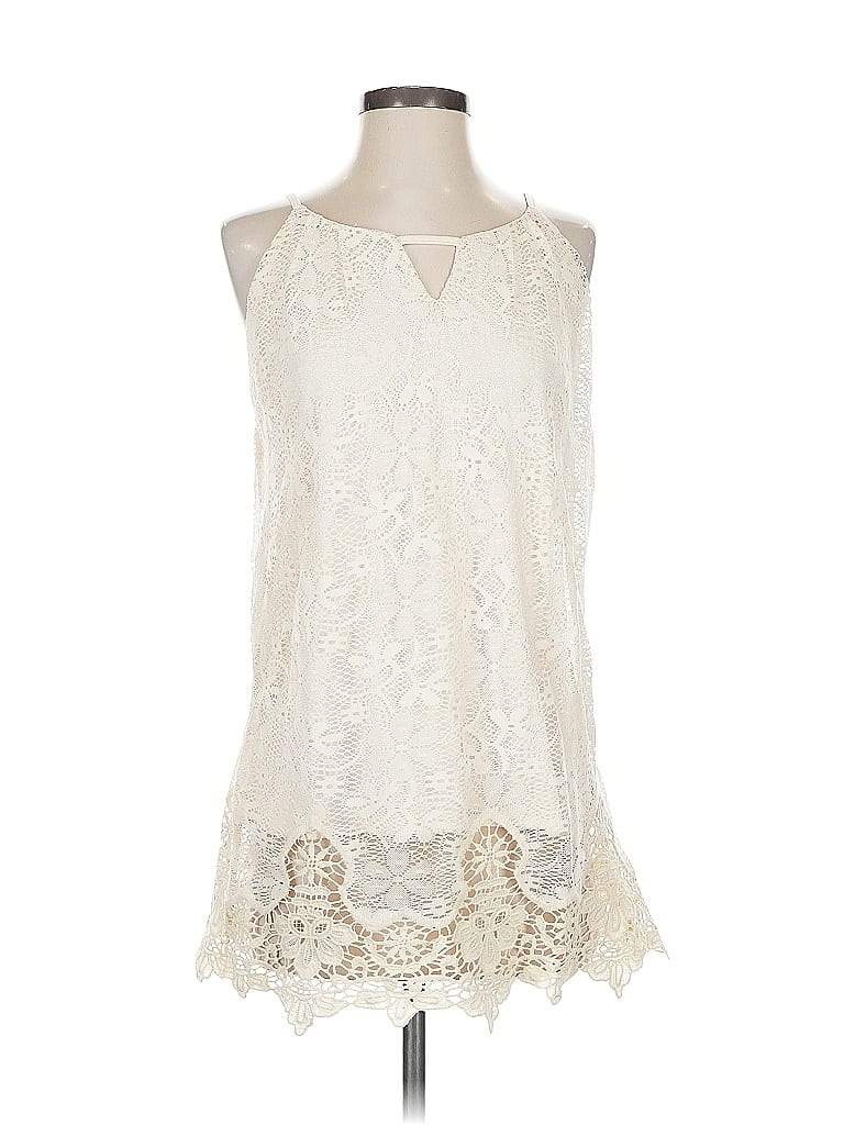 Pre-owned Venus Casual Dress In White