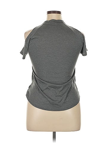 Hot Topic Short Sleeve Top (view 2)