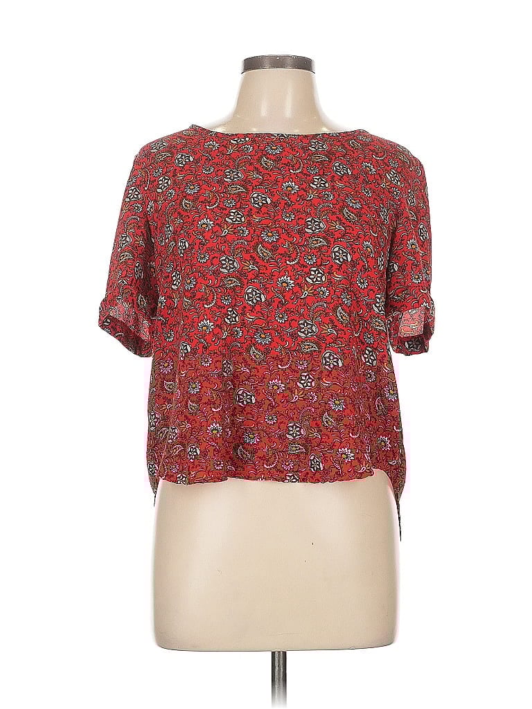 Click to view more detailed imagery on our partner's website Pre-owned Sweet Rain Short Sleeve Blouse In Red