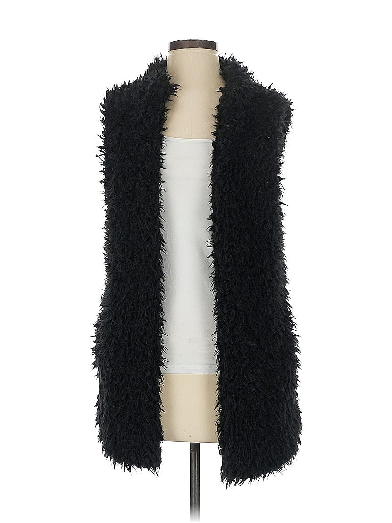 Pre-owned Pj Salvage Faux Fur Vest In Black