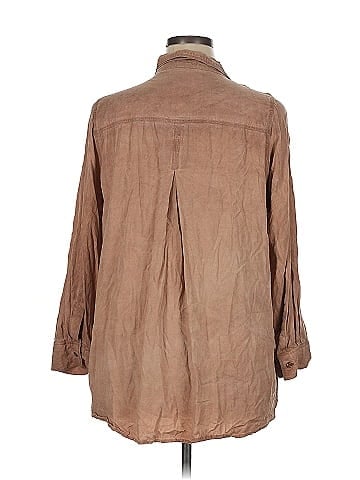 Velvet Heart 3/4 Sleeve Button-Down Shirt (view 2)