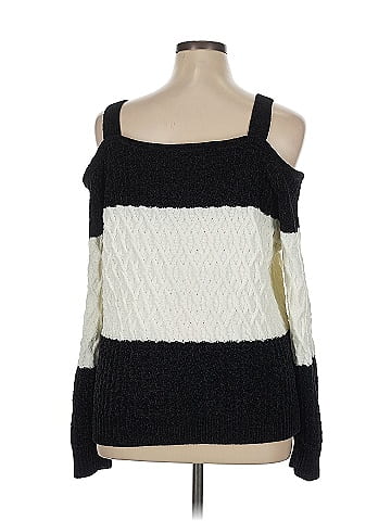 Venus Pullover Sweater (view 2)
