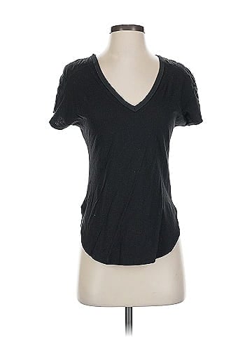 Victoria's Secret Short Sleeve T-Shirt (view 1)
