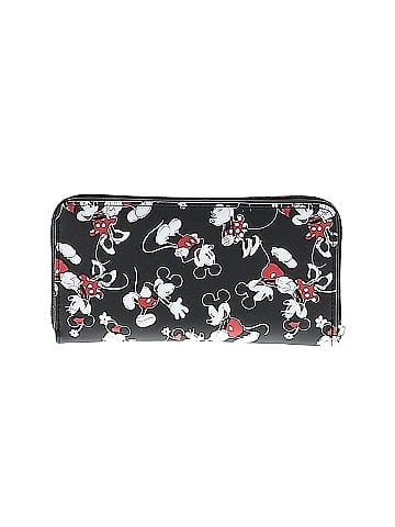 Unbranded Wallet (view 2)