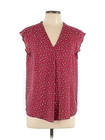 Fun2Fun Sleeveless Blouse (view 1)