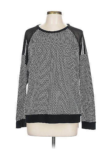 TWO by Vince Camuto Long Sleeve T-Shirt (view 1)
