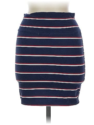 Charlotte Russe Casual Skirt (view 2)