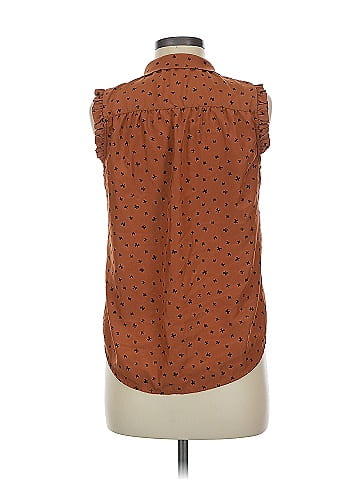 Blu Pepper Sleeveless Blouse (view 2)