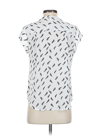 Fun2Fun Short Sleeve Blouse (view 2)