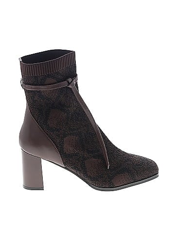 Cosy Island Boots (view 1)