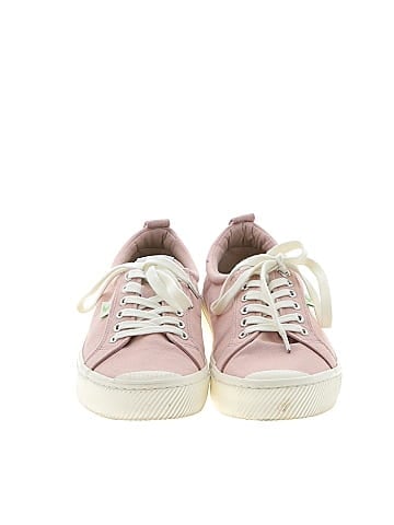 Cariuma Sneakers (view 2)