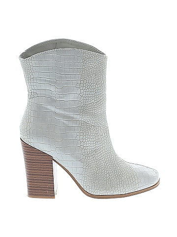 Journee Collection Boots (view 1)