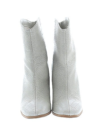 Journee Collection Boots (view 2)