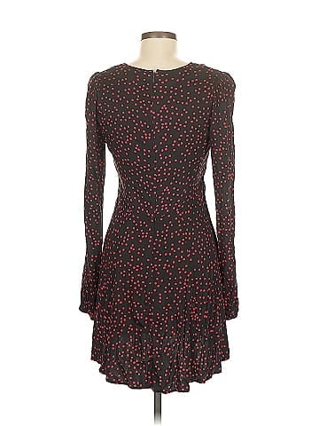 Urban Outfitters Casual Dress (view 2)