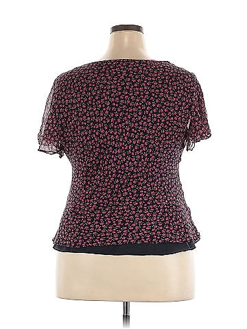Robbie Bee Short Sleeve Silk Top (view 2)