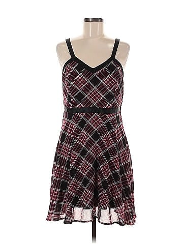 Hot Topic Casual Dress (view 1)