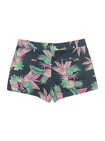 Gap Shorts (view 2)
