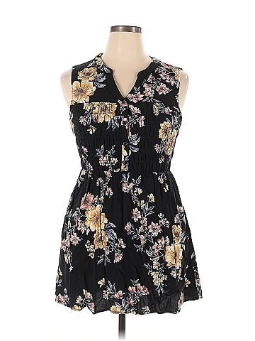 Xhilaration Casual Dress (view 1)