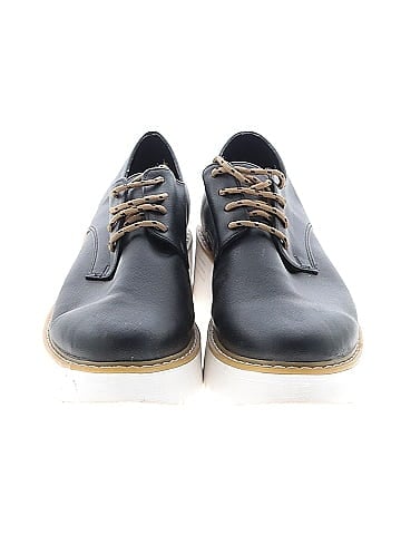Unbranded Flats (view 2)