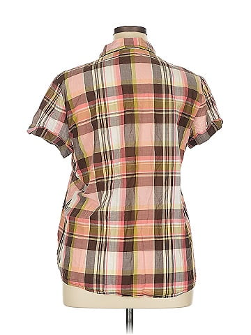 Liz Claiborne Short Sleeve Button-Down Shirt (view 2)