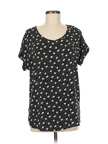 Pleione Short Sleeve Blouse (view 1)