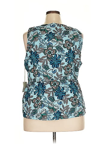 a.n.a. A New Approach Sleeveless Blouse (view 2)