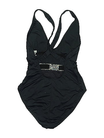 La Blanca One Piece Swimsuit (view 2)
