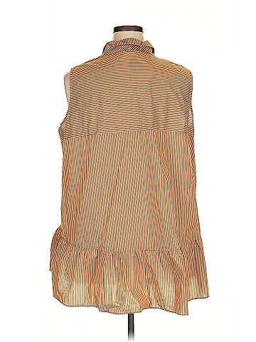 LOGO by Lori Goldstein Sleeveless Button-Down Shirt (view 2)