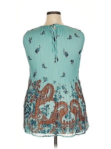 Suzanne Betro Sleeveless Blouse (view 2)