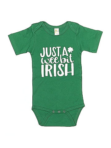 Laughing Giraffe Short Sleeve Onesie (view 1)