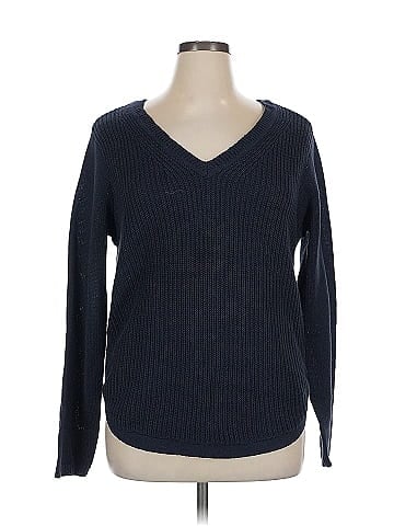 RD Style Pullover Sweater (view 1)