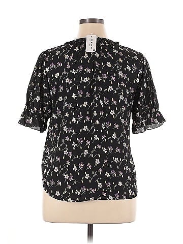 Jon & Anna Short Sleeve Blouse (view 2)