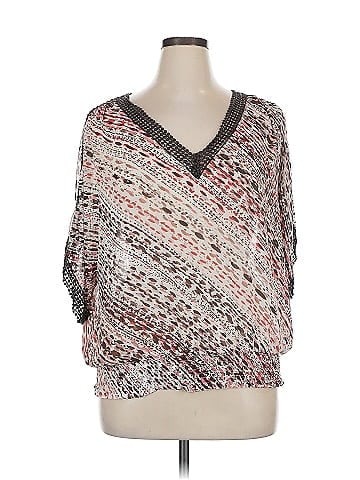 a.n.a. A New Approach 3/4 Sleeve Blouse (view 1)