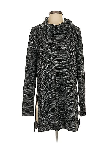 RD Style Pullover Sweater (view 1)