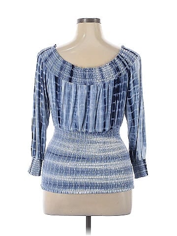 Venus 3/4 Sleeve Blouse (view 2)