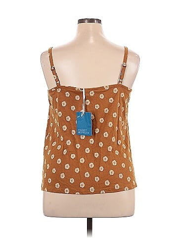 Market and Spruce Sleeveless Top (view 2)