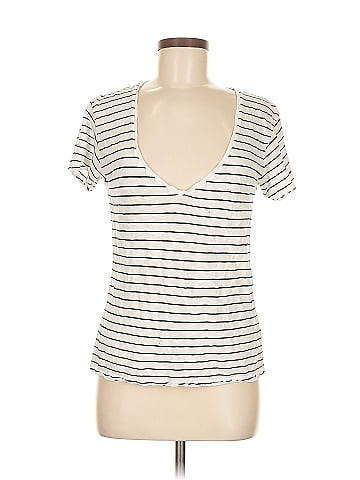 Brandy Melville Short Sleeve T-Shirt (view 1)