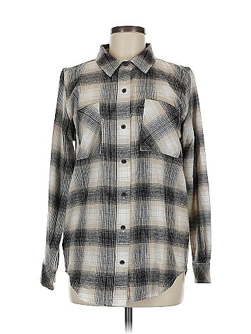 Everyday Long Sleeve Button-Down Shirt (view 1)