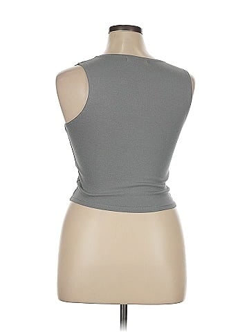 Pull&Bear Sleeveless T-Shirt (view 2)