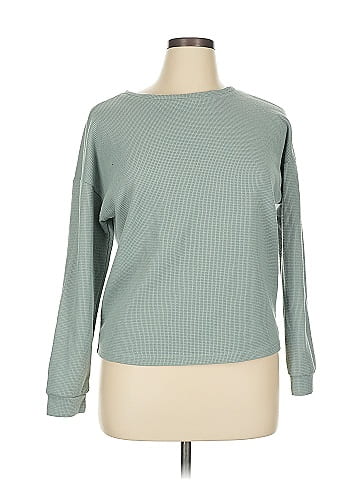 Zesica Pullover Sweater (view 1)